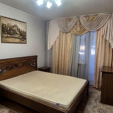 Сонячна Набережна вул. (Маршала Малиновського), 14