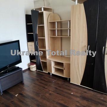 Шкільна вул., 27-А