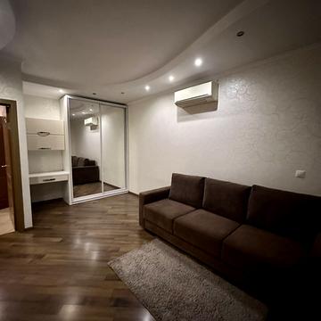 Єлизавети Чавдар вул., 3