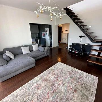 Гетьмана Івана Мазепи вул. (Топольна), 1