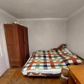 Алматинська вул. (Алма-Атинська), 56