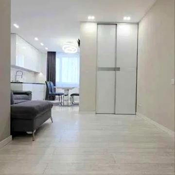 Героїв Харкова просп. (Московський), 162