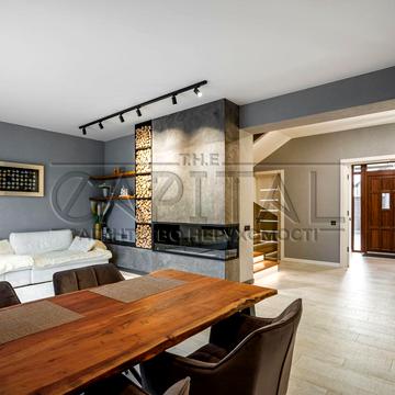 Абрикосова вул., 30