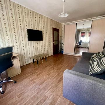 Єлизавети Чавдар вул., 28