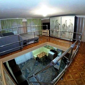 Героїв Харкова просп. (Московський), 120б