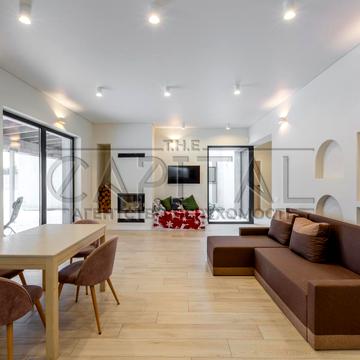 Фастівський