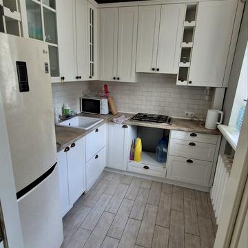 Добробатів вул. (Іларіонівська), 24