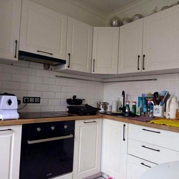 Дніпровський просп., 20