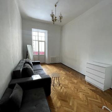 Велика Васильківська вул. (Червоноармійська), 56