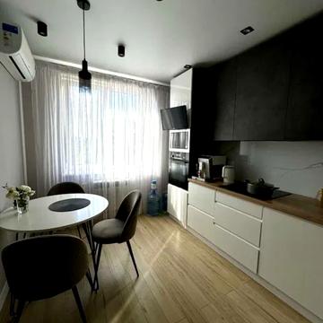 Садовий проїзд, 15 к2