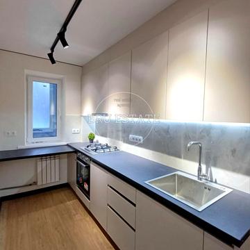 Березнева вул., 3