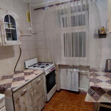 Петропавлівська вул., 13/8