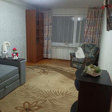 Романа Ратушного вул. (Волгоградська), 19