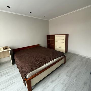 Корсунська вул.