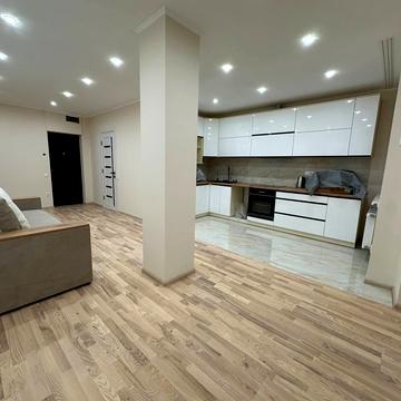 Петра Сагайдачного вул., 14А