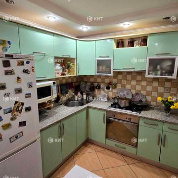 Набережний вїзд, 10