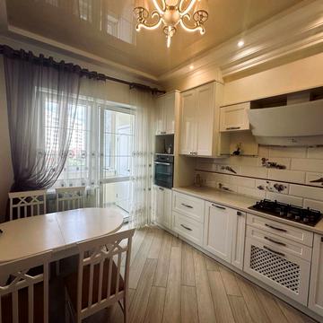 Симона Петлюри вул. (), 47а