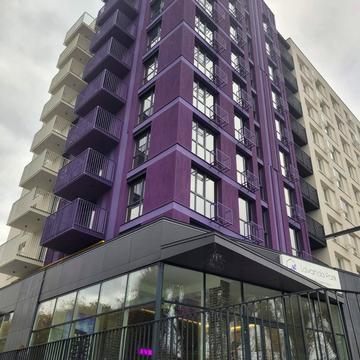 Левка Лукяненка вул. (Ватутіна), (Будинок 1)