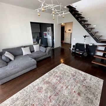 Гетьмана Івана Мазепи вул. (Топольна), 1