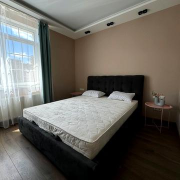 Михайла Максимовича вул. (Онуфрія Трутенка), 28-Д