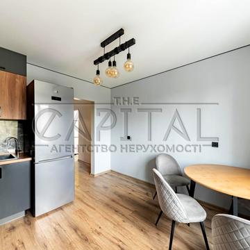 Ясинуватський пров., 11