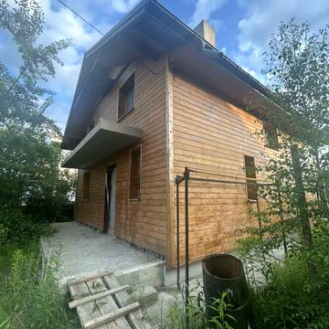 Білогорща вул.