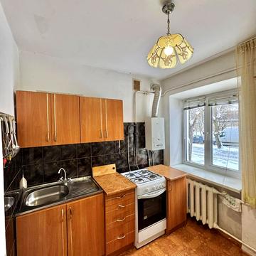 Таджицька вул., 9