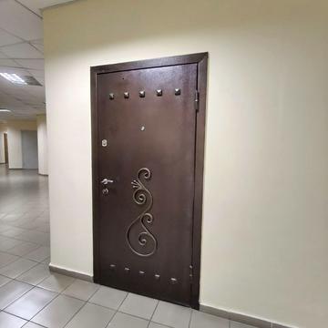 Зарічанська вул., 3/1