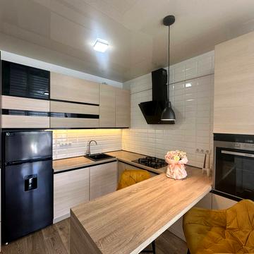 Дмитра Бортнянського вул. (27 Липня), 28