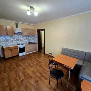 Балтійський пров., 1