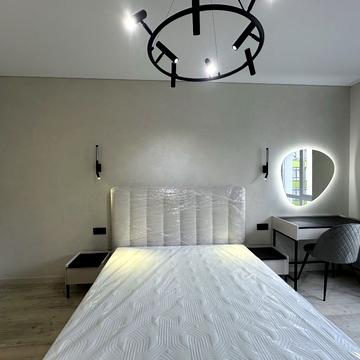 Приозерна вул., 25