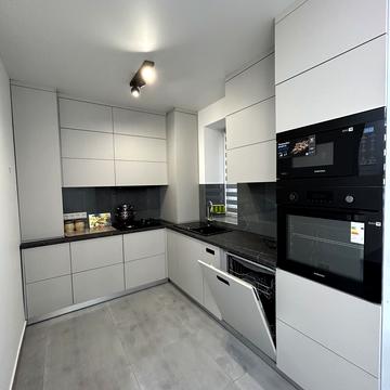 Гетьмана Мазепи вул., 164, к1