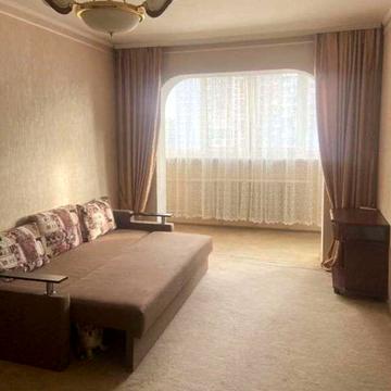 Степана Олійника вул., 11