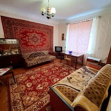 Маяковського просп., 7