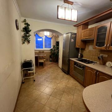 Миколи Закревського вул., 85-Б