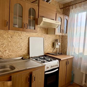 Владислава Бувалкіна вул. (Бочарова Генерала), 1