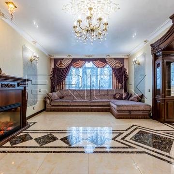 Валерія Лобановського просп. (Червонозоряний), 4-Г