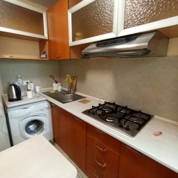 Аерокосмічний просп. (Гагаріна), 72