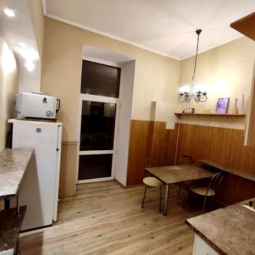 Велика Житомирська вул., 6-А