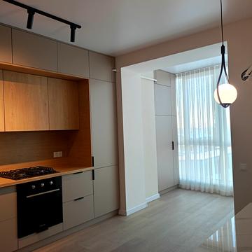 Довженка вул., (Будинок)