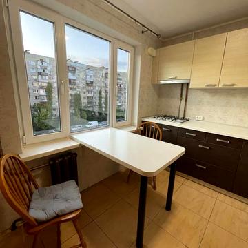 Шолом-Алейхема вул., 6