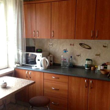 Предславинська вул., 25