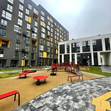 Новознесенська вул., (ЖК Вежа (будинок 1))