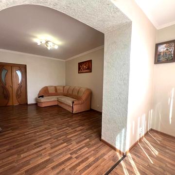 Гайдамацька вул. (Марфи Струтинської), 13-А