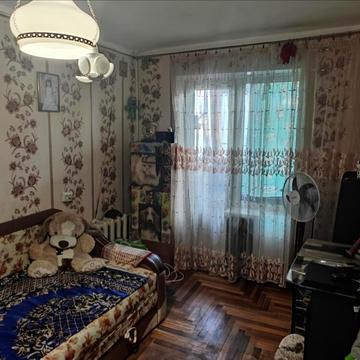 Володимира Українця вул., 1