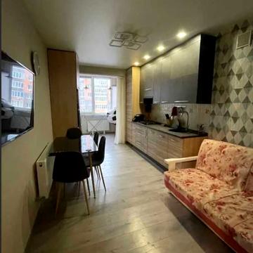 Мирна вул., (Будинок 1)