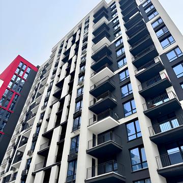 Євгена Коновальця вул., 37-А