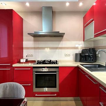 Бориса Гмирі вул., 9