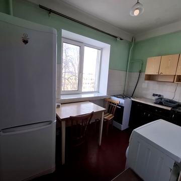 Кирилівська вул. (Фрунзе), 124