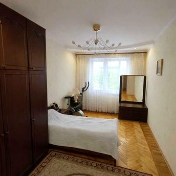 Героїв Крут вул. (Черепіна), 62